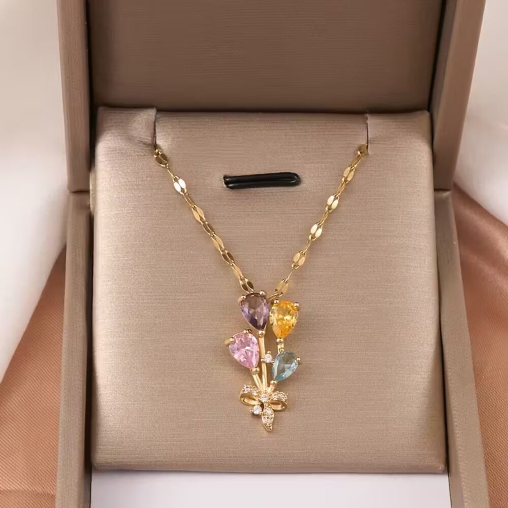 Beautiful Zircon Balloon Pendant - New